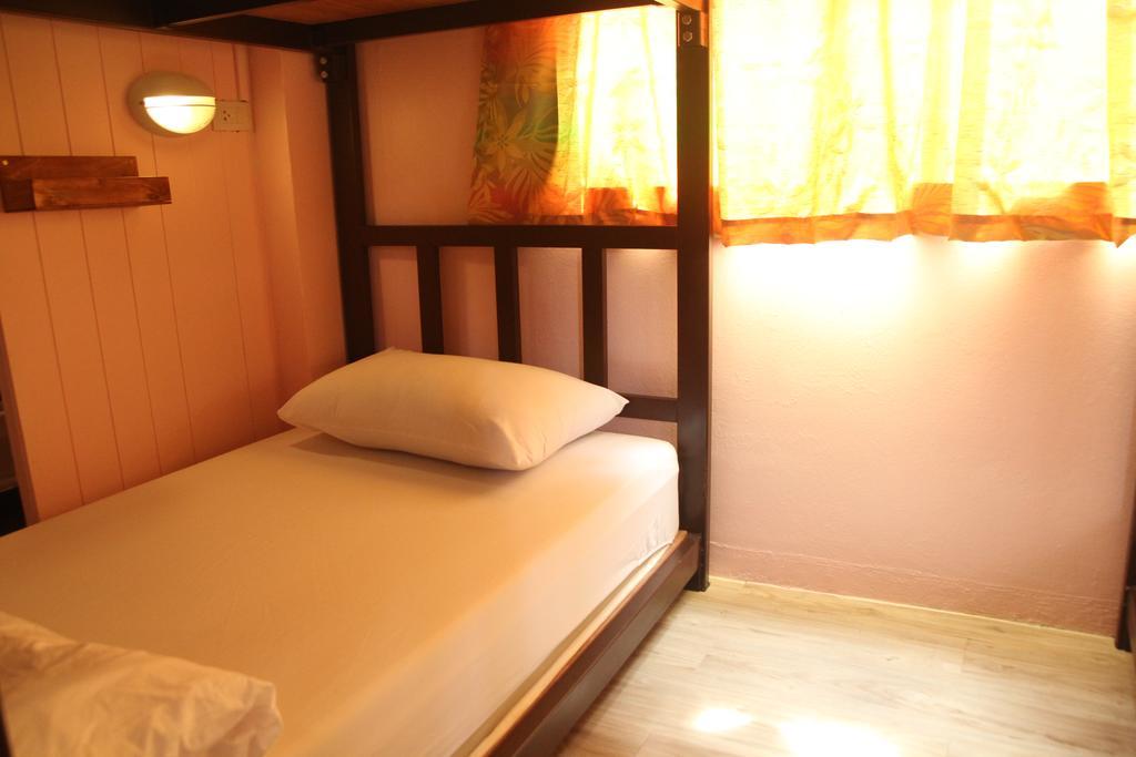 Khaosan Immjai Hostel Bangkok Kamer foto